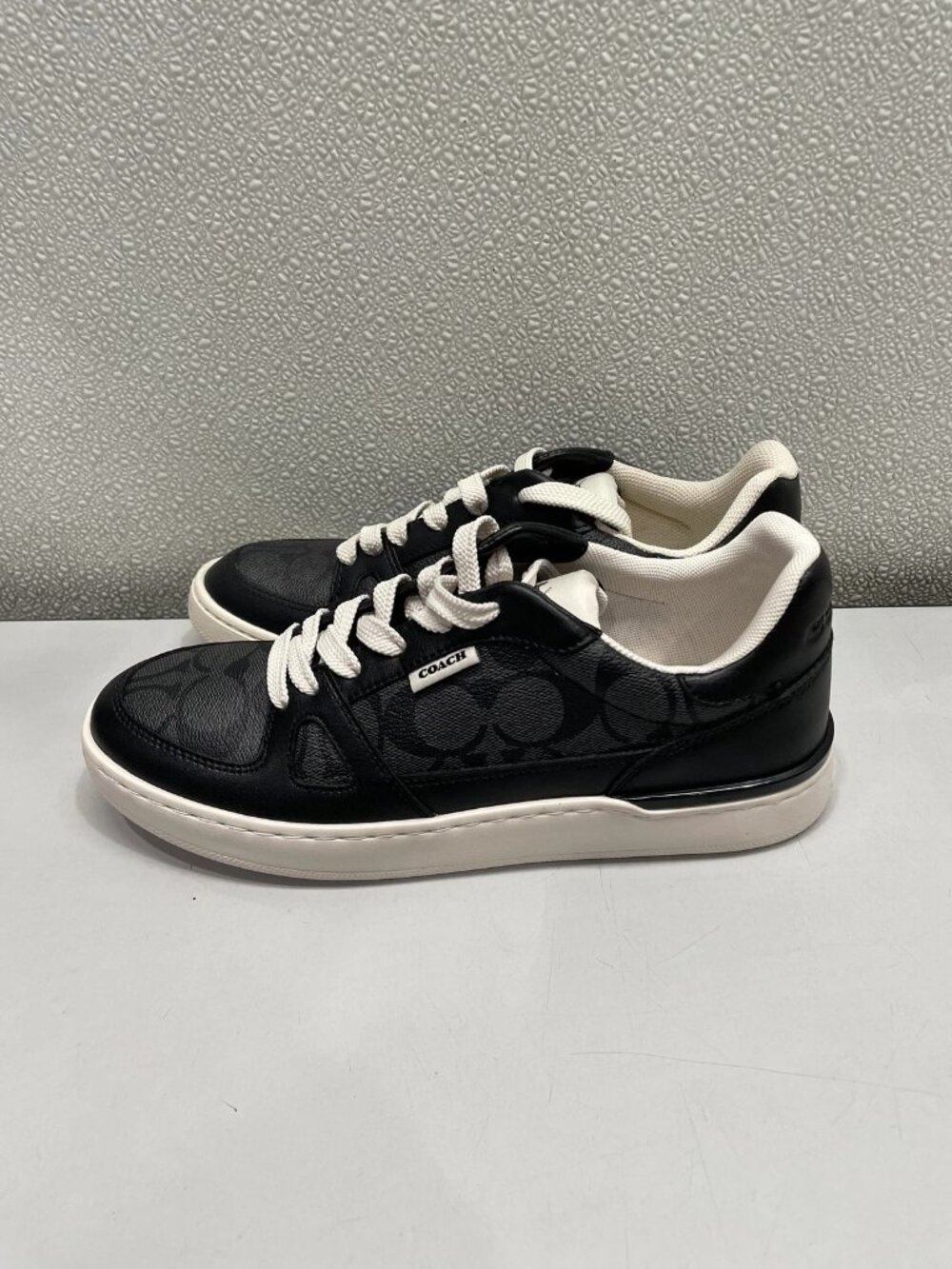 Coach Clip Court Low Top Sneaker In Signature Canvas Women's US 7.5B, Black - Picture 7 of 10